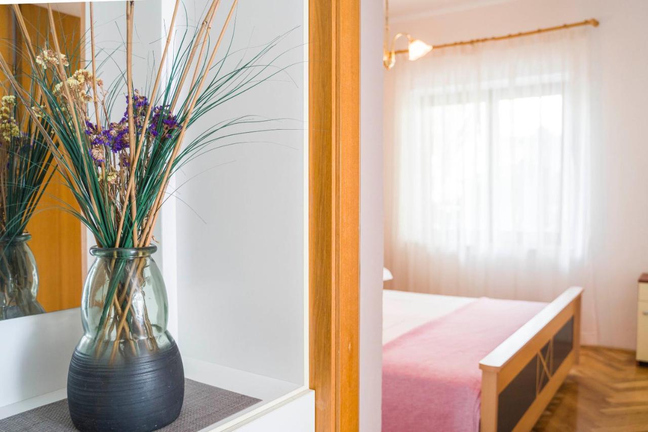 3 Bedroom Apartment Antonio Kastela Dış mekan fotoğraf